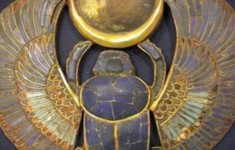 Ювелирные украшения, амулеты и декоративно-прикладное искусство древних египтян